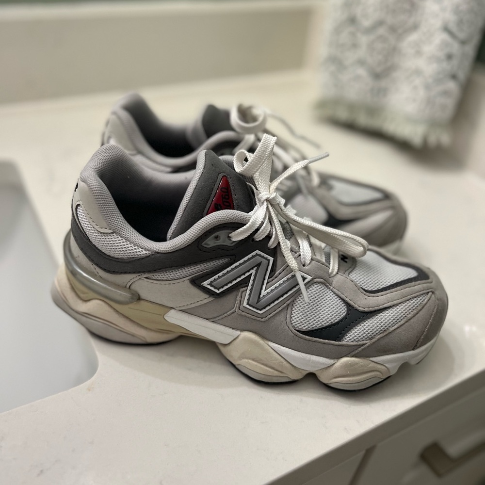 COPY - New Balance 9060